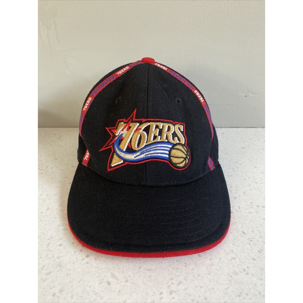 Vintage Philadelphia 76ers Black Wool Fitted Hat Baseball Cap Size 7 1/4 Reebok